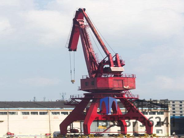 山東濰坊門(mén)座式起重機(jī)廠家門(mén)座式起重機(jī)工作范圍廣