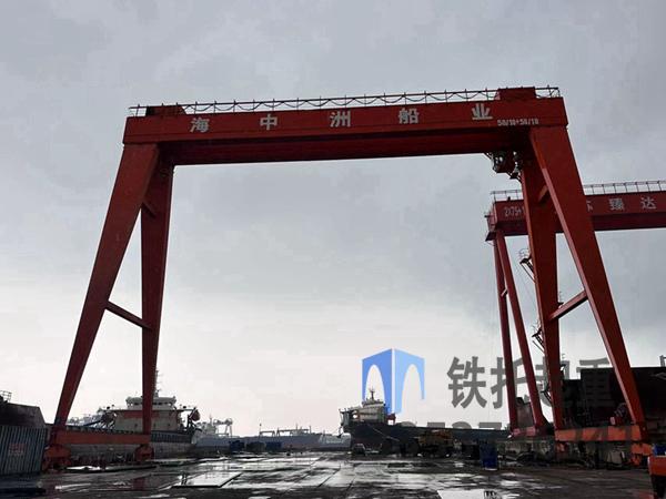 山東青島造船門式起重機(jī)公司造船門式起重機(jī)跨度大
